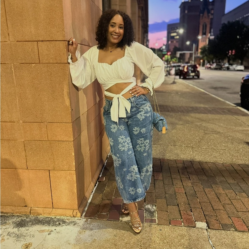 Mid-Rise Floral Print Wide-Leg Jeans - Blue - Picture 9 of 9
